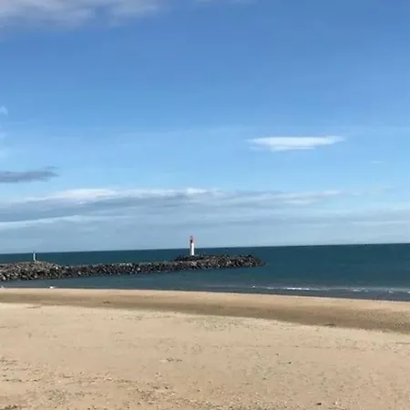 De Plain-pied A 2 Min A Pied De La Plage. Агд