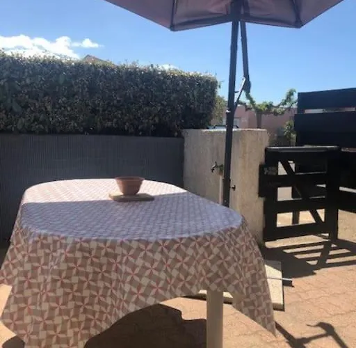 Apartment De Plain-pied A 2 Min A Pied De La Plage.